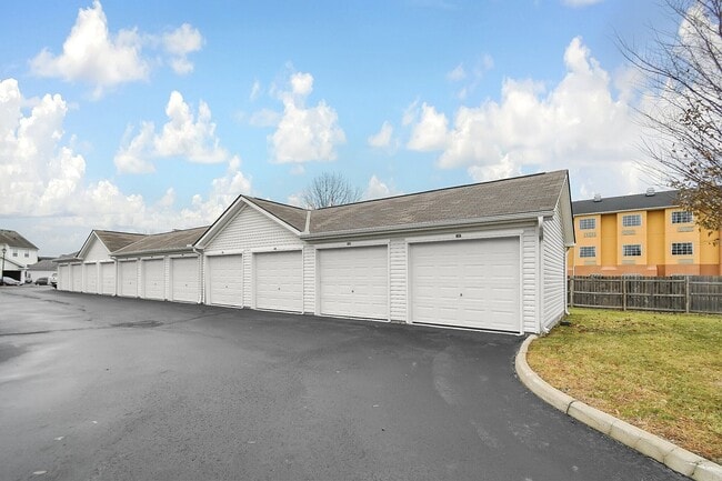 Photo - Hartford Village Commons