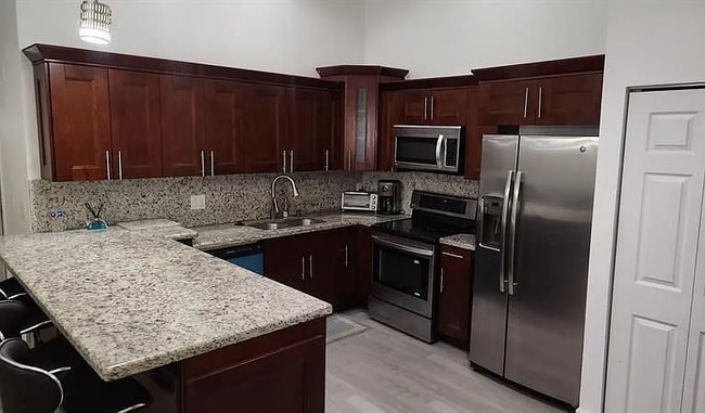 Photo - 7708 NW 38th Ave