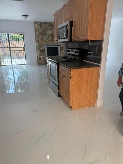 Photo - 19630 Cypress Ct E