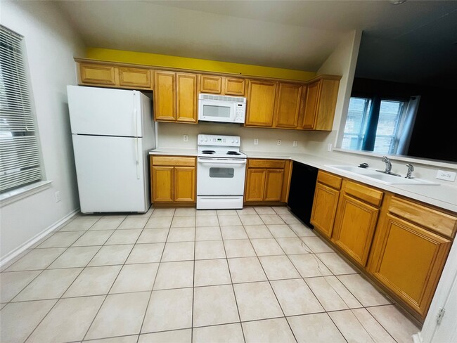 Photo - 5508 Lilywood Ln