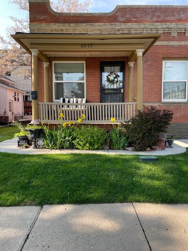 Charming Duplex- Cherry Creek North!! One ... - Charming Duplex- Cherry Creek North!! One ... House
