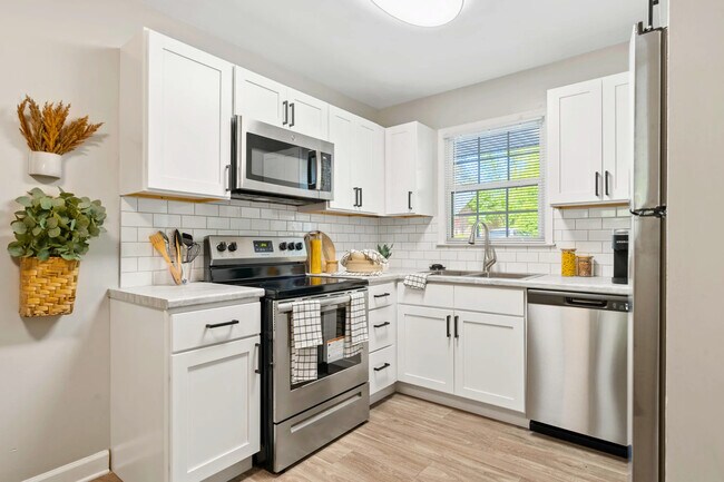 Newly Renovated Two Bedroom Salem Floorplan at at Lofts at Mill Creek in Winston-Salem, NC