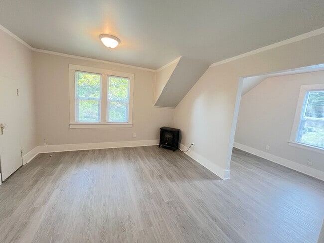 Building Photo - 101 N Bowdoin Pl Unit 103 N Bowdoin Pl Rental