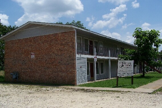 Taylor Terrace - Taylor Terrace Apartments