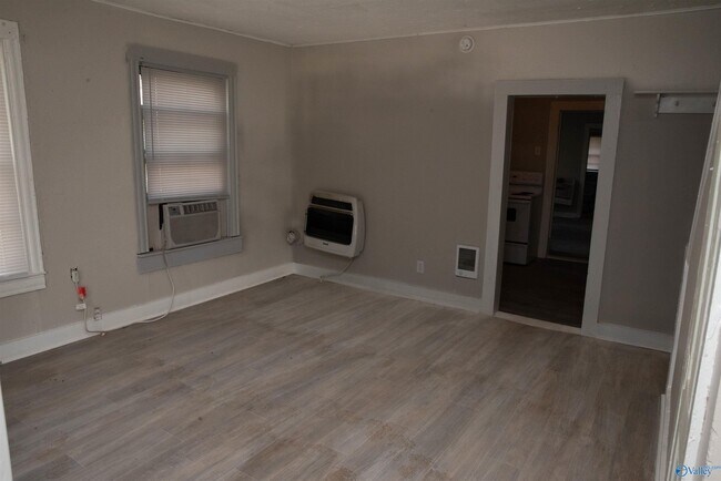 Photo - 3605 Clopton St SW