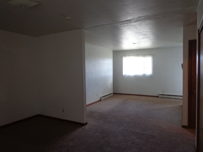 Photo - 713 Cedar Dr