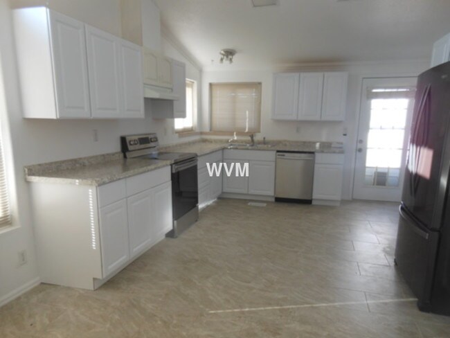 Photo - Mountain View Ranch house on 5 acres