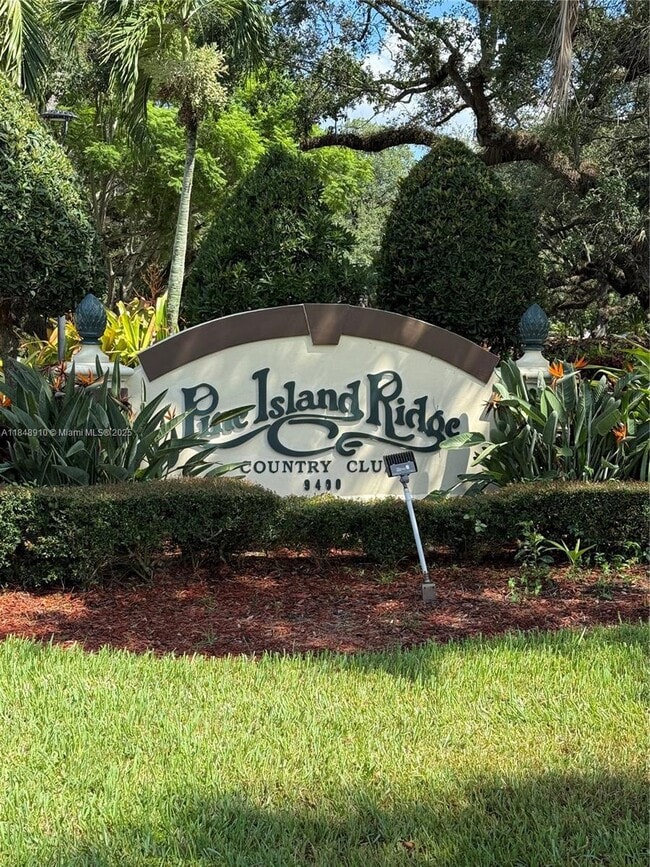 Building Photo - 9450 Poinciana Pl Unit 108 Rental