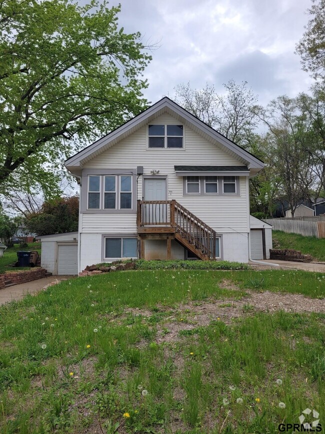 Building Photo - 908 Harrington Ave Rental