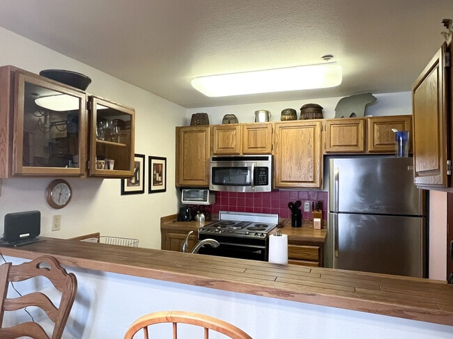 Photo - 380 E 11th Ave