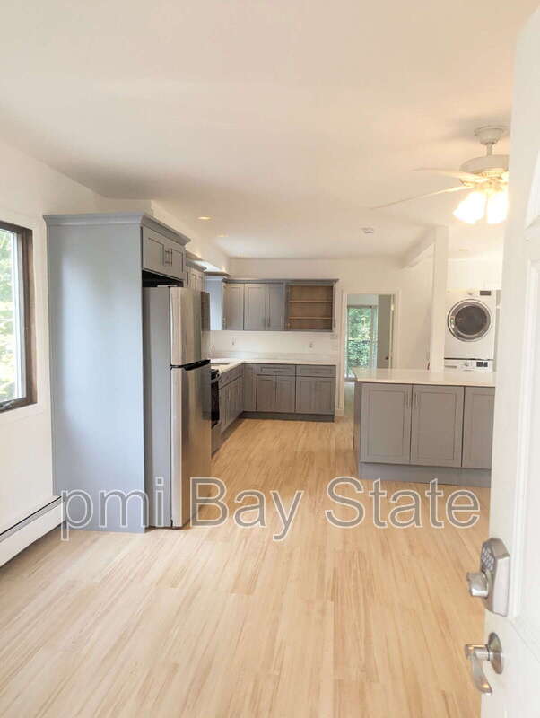 3 Weston St Unit 1