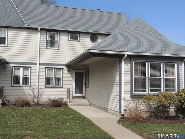 Building Photo - 124 S Montowese St Unit 10