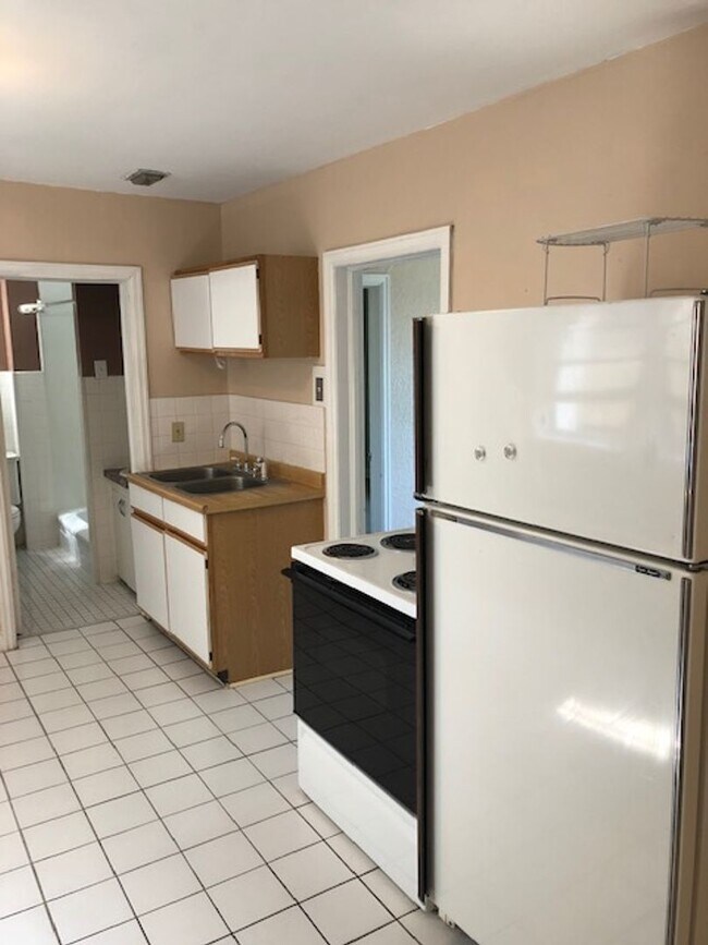 Photo - 731 E 7th St Unidad Lower