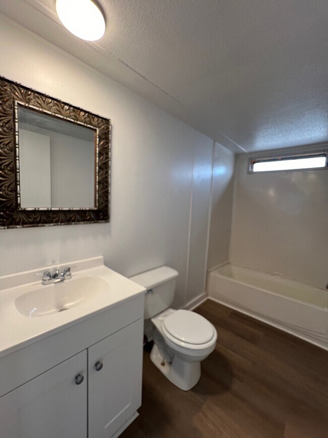 Photo - 137 Vestin Dr