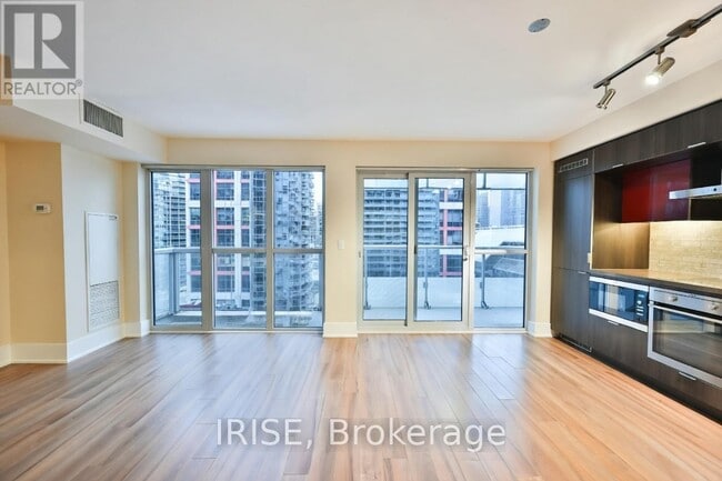 Photo - 300 Front St W Unit 408