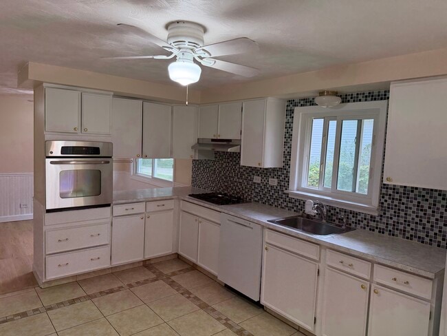 1316 Norwell Ln