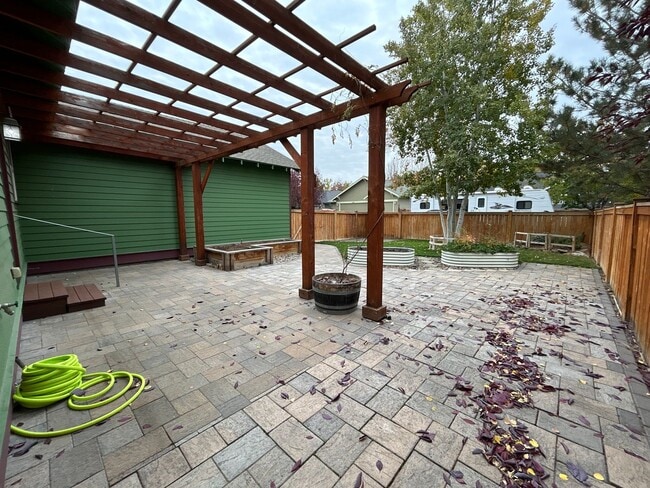 Photo - 3 Bedroom / 2 Bathroom House in NW Redmond