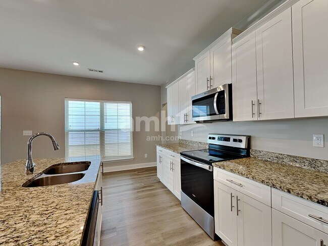 Photo - 5342 Tupelo St