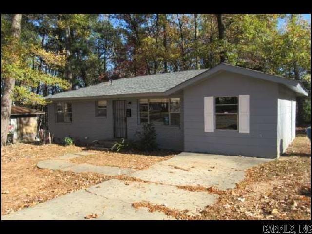 Photo - 23 Clement Dr