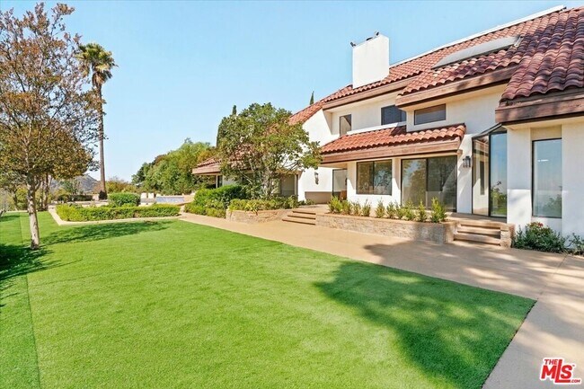 7940 Vulcan Dr