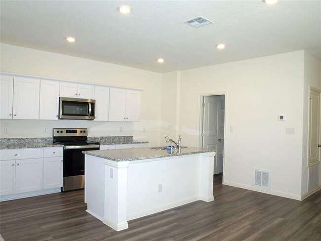 Photo - 105 Mouflon Rd