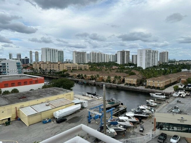 Photo - 18800 NE 29th Ave Unit 913