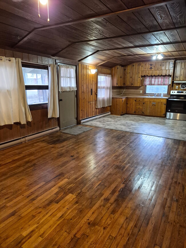 Photo - 10391 US Hwy 34