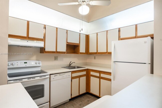 Photo - 10869 W Clairmont Cir Unit 209