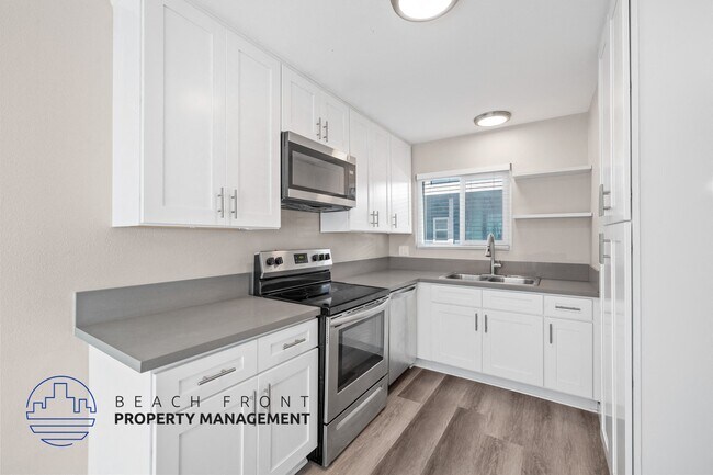 Building Photo - 515-517 N. Juanita Ave.