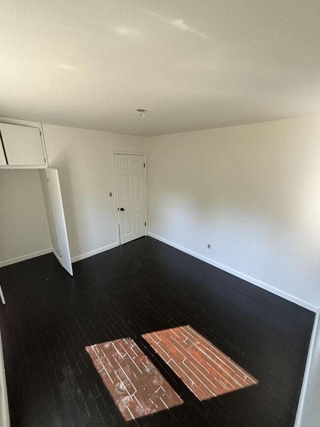 Photo - 1063 South St