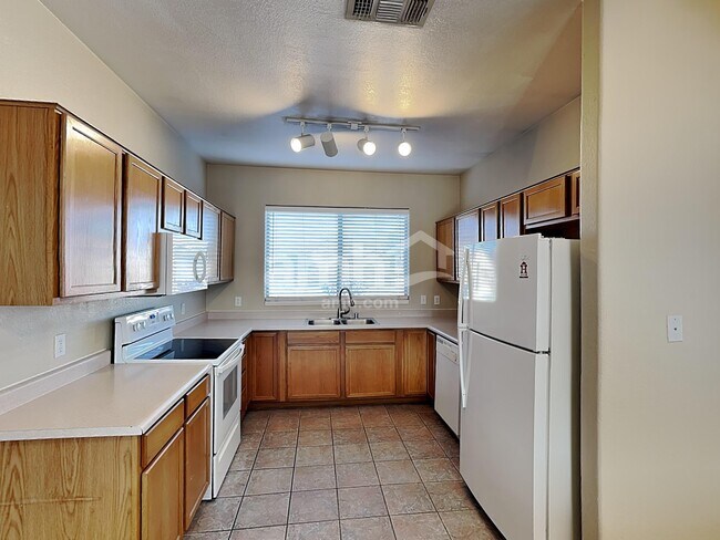 Photo - 13571 W Post Dr