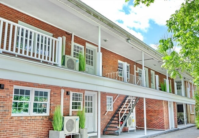 Photo - 405 Washington St Unidad 2