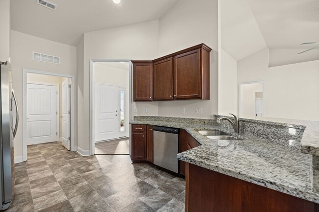 Photo - 4 Bed 2 Bath Ranch Near Downtown Lillington