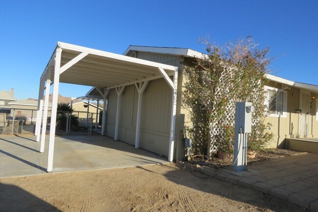 Photo - Quiet with Great Views! Available 11/1/25!