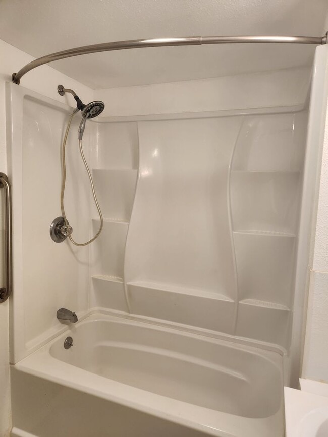Photo - Naches WA 3 Br, 1 Ba, over-size garage.