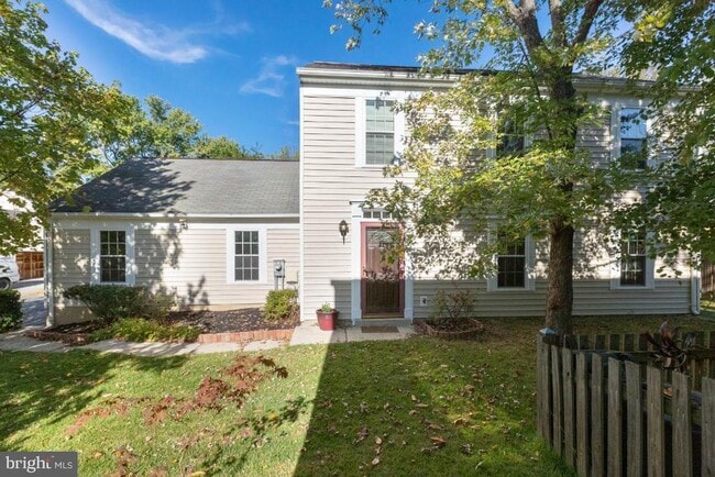 Photo - 2432 Hyannis Ln House