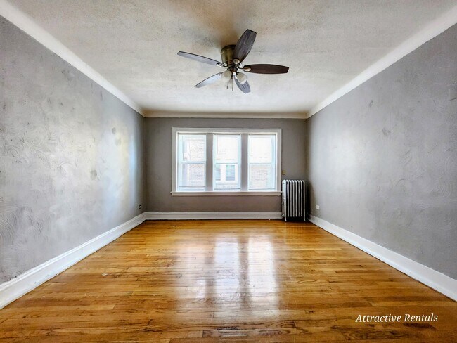 Photo - 9453 S Loomis St Unidad 204