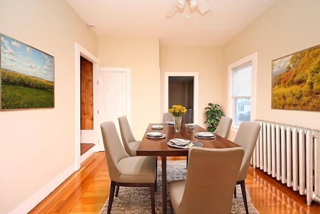 Photo - 30 Sheppard Ave