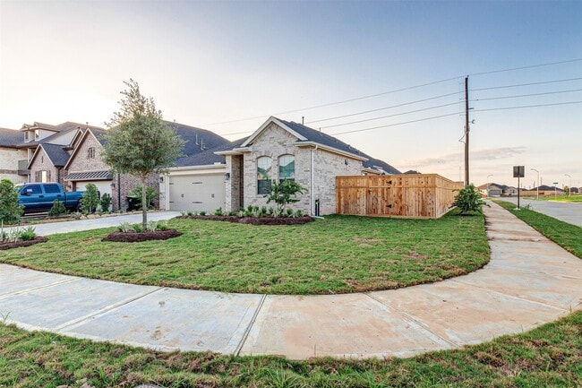 Building Photo - 4022 Maple Glen Dr