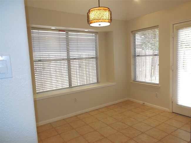 Photo - 10523 N Newpark Dr
