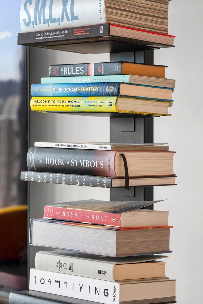 Photo - 12 NE Fremont St Unit 7W