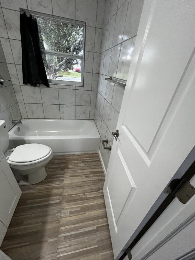 Photo - 1121 Dunbar Ave