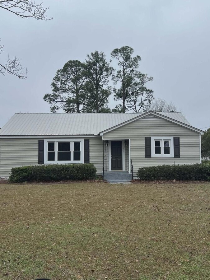 Photo - 712 E Walnut St