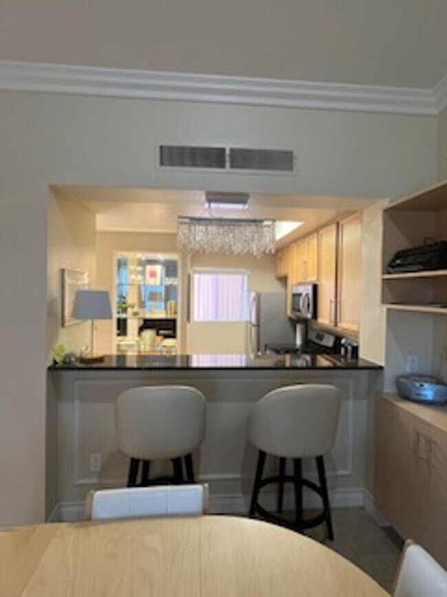 Photo - Top Floor 1 Bath| 1 Bedroom Luxury Condo (NV Energy/SW Gas/Internet Included in price) Unit 406