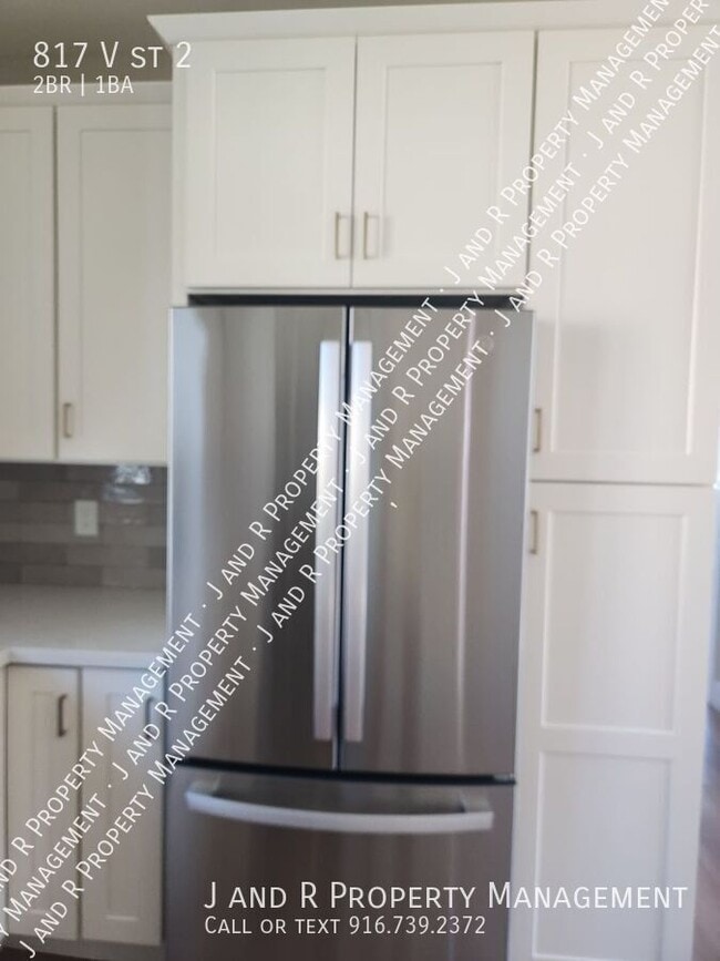 Photo - 817 V St