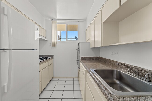 Kitchen-Floor Plan E