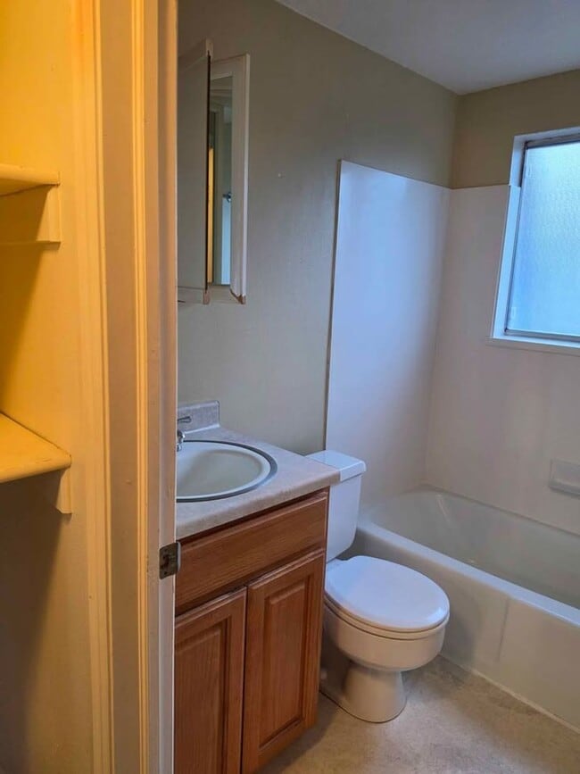 Photo - 443 S State St Unit 312