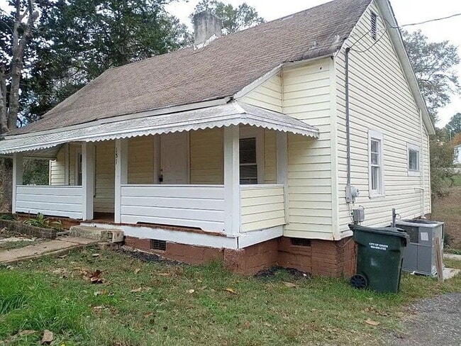 2 Bedroom 1 Bathroom in Greer. SC