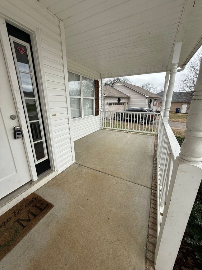 Photo - 1822 Holdens Hollow