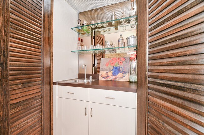 Photo - 5110 San Felipe St Unit 145W